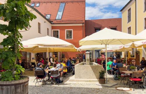 Beilngries Hotel | Experience Schattenhofer Braugasthof: Oceanfront Comfort Awaits
