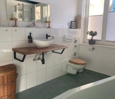 Schwerin Apartment | Discover Family-Friendly Comfort at Schelfblick Hotel