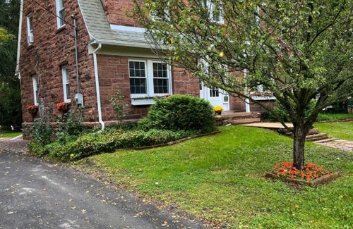 Potsdam Villa | Elegant Scheller House Downtown: Historic 4-Bedroom Retreat