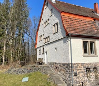 Schotten Apartment | Discover Schellnhof Forsthaus: 9.2/10, Pet & Child Friendly