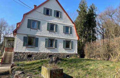 Schotten Apartment | Discover Schellnhof Forsthaus: 9.2/10, Pet & Child Friendly