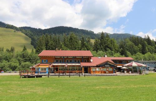 Balderschwang Hotel | Experience Schelpenalp Berghotel in Balderschwang Today!