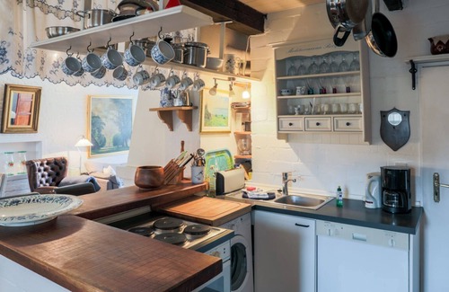 Utersum Apartment | Experience Scheune: Unique Barn Conversion Getaway