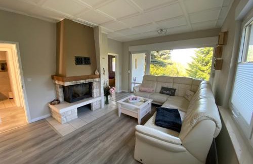 Wienrode House | Cozy Getaway: Forest Retreat with Garden, Wi-Fi & Terrace