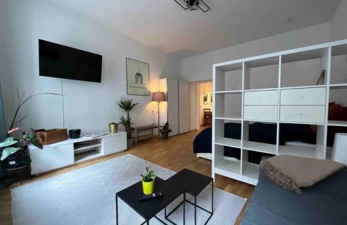 Ottakring Apartment | Stylish & Cozy Studio - Family Friendly with Top Reviews