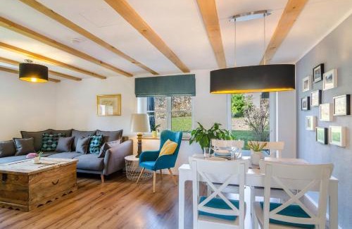 Schienen Apartment | Pet-Friendly Getaway at Schienerberghütte for Families