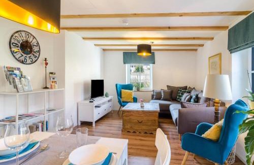 Schienen Apartment | Pet-Friendly Getaway at Schienerberghütte for Families