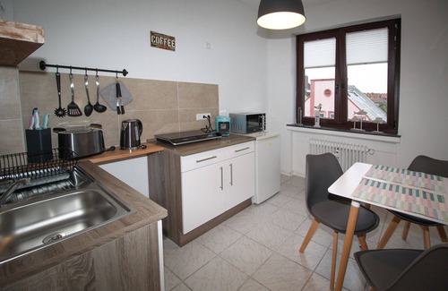 Geestendorf Apartment | Guest Rated: Schiller-Quartier 15 Apartment with Pool