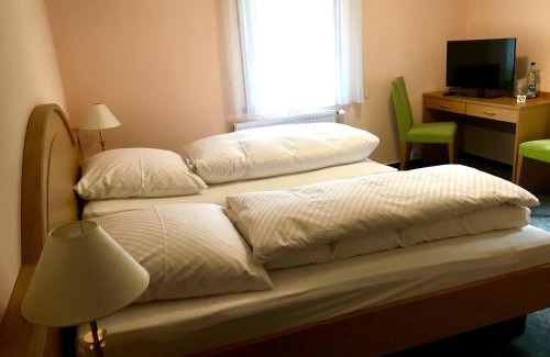 Leinfelden-Echterdingen Hotel | Discover Schlößlesmühle: Family-Friendly Retreat Awaits