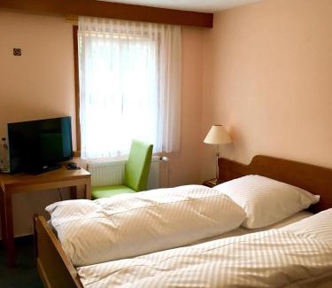 Leinfelden-Echterdingen Hotel | Discover Schlößlesmühle: Family-Friendly Retreat Awaits