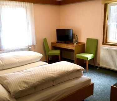 Leinfelden-Echterdingen Hotel | Discover Schlößlesmühle: Family-Friendly Retreat Awaits