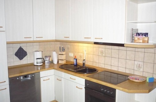 Hasbergen Apartment | Relaxing Retreat for 5 Near Osnabrück with Pool Access