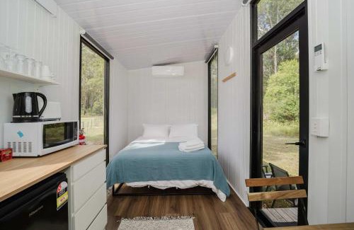Ashby Heights House | Schlaraffenland 2 by Tiny Away