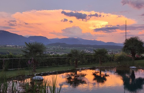 Berg/Monte Apartment | "Schlern" vacation apartment with garden, breathtaking view and organic bathing pond