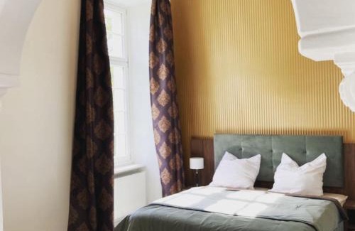 Lalendorf Hotel | Experience Comfort at Schloß Vietgest – Family Friendly & Accessible