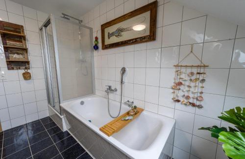 Zentrum Apartment | Scenic Schloßberg-Domizil: High Rating & Unique Amenities