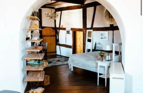 Dettenheim House | Exceptional Stay at Schloßschänke Eysölden - Pet Friendly