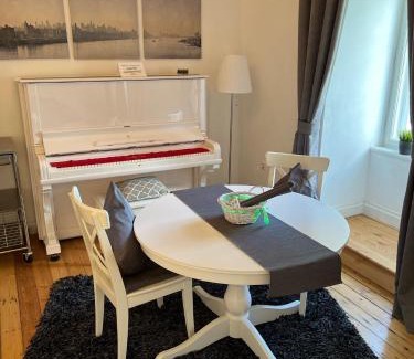 Heiligengrabe Apartment | Discover Schloss Grabow: Pet-Friendly Resort with Piano Collection