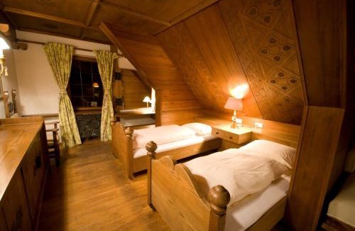 Reith bei Kitzbuehel Hotel | Discover Relaxation at Schloss Münichau with Ocean Views