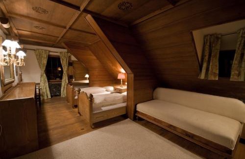 Reith bei Kitzbuehel Hotel | Discover Relaxation at Schloss Münichau with Ocean Views