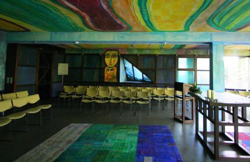 Wels Hotel | Discover Schloss Puchberg: Family & Pet-Friendly Retreat