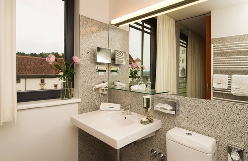 Leibnitz Hotel | Elegant Schloss Seggau: 4-Star Retreat with Spa & Pool