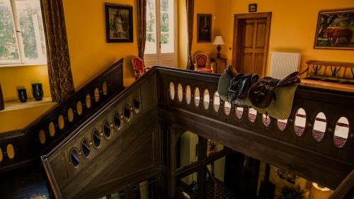 Stulpe Apartment | Elegant Schloss Stülpe: Pet-Friendly Oasis with Ocean Views