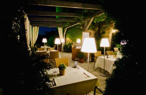 Wiesenthau Hotel | Welcome to Schloss Wiesenthau: Family-Friendly Retreat