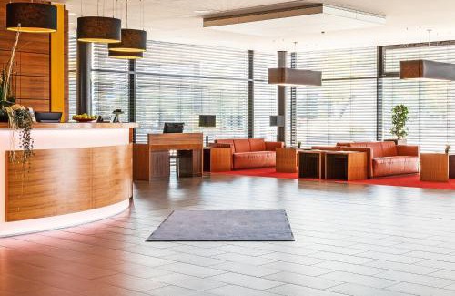 Heidenheim an der Brenz Hotel | Discover Schlosshotel Hellenstein: A 4-Star Haven