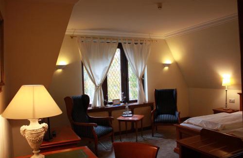 Quedlinburg Hotel | Discover Schlosshotel zum Markgrafen: Pet-Friendly Retreat