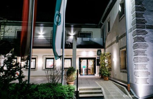 Thannhausen Hotel | Family-Friendly Getaway at Schlosstaverne Thannhausen
