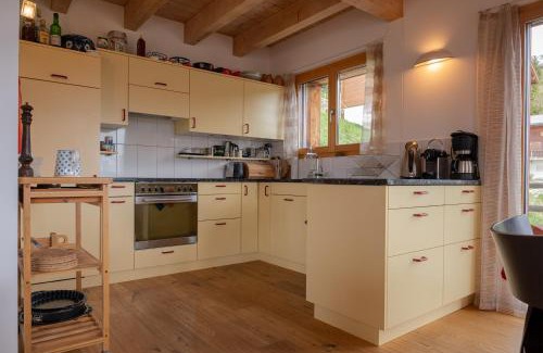Bettmeralp House | Family-Friendly Retreat at Schmetterling - Rated 9/10