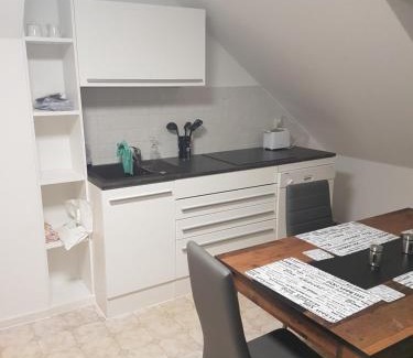 Weimar Apartment | Guest-Favorite Schmidtapartment with 8.5/10 Rating