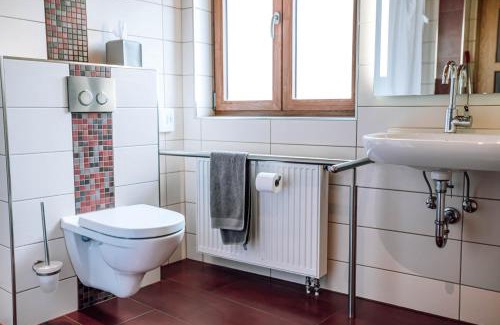 Weiler bei Monzingen Hotel | Relax at Schmidtburger Hof: Oceanfront with Spa Amenities