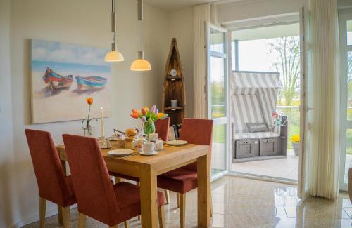 Neue Tiefe Apartment | Inviting Stay at Schmuckstück am Binnensee with Ocean Views