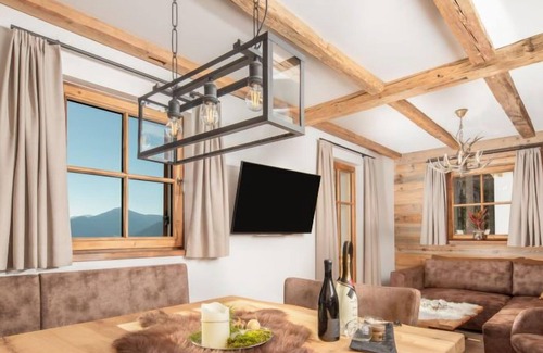 Werfenweng House | Relax at Schnee Eule: Pet-Friendly Lake View Retreat
