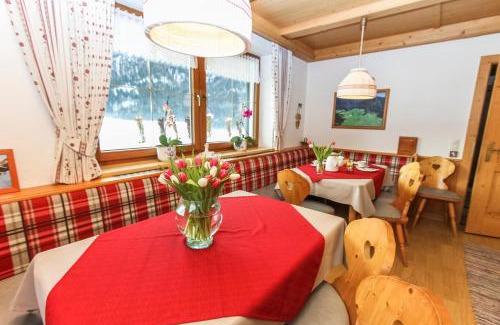 Waidring Bed & Breakfast | Inviting Schneiderbauer: Family and Pet Friendly Stays