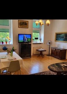 Brigittenau Apartment | Cozy Apartment in Vienna's Central Brigittenauer Lände