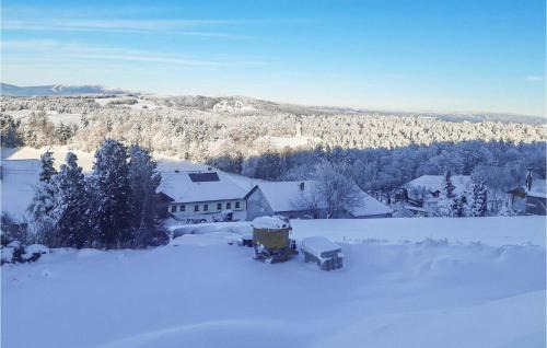 Atzesberg Apartment | Premier Getaway at Schoene Ferienwohnung - Guest Rated 9.7