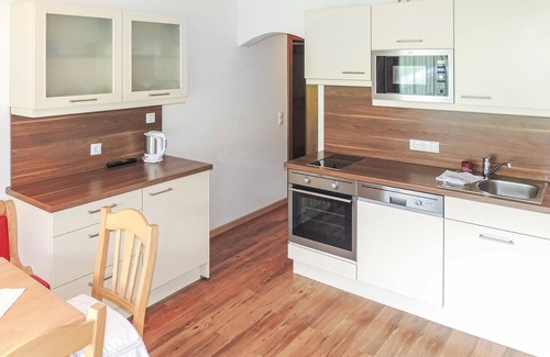Flachau Apartment | Discover Cozy Vacation Apartments in Central Country House