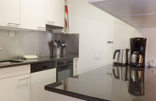 Wengen Apartment | Top-Rated Schoneggacher Apt. S with Lake View & Spa
