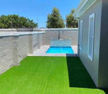 Trawal House | Discover Schoon: Family-Friendly Hotel with Pool & Kitchen