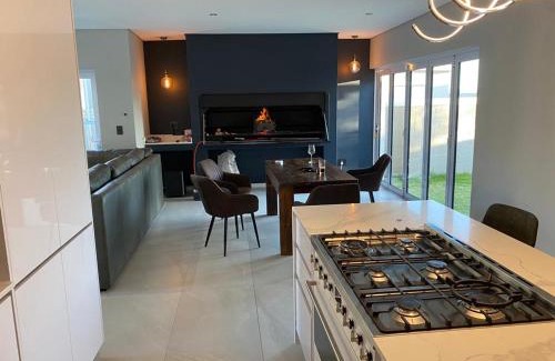 Trawal House | Discover Schoon: Family-Friendly Hotel with Pool & Kitchen