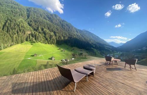 Kappl Apartment | Elegant Schooren des Alpes Apartments with Ocean Views