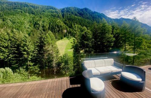Kappl Apartment | Elegant Schooren des Alpes Apartments with Ocean Views