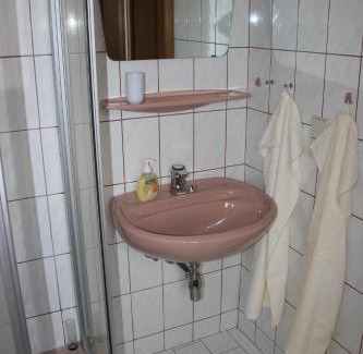 Mariapfarr Apartment | Family-Friendly Escapes at Schröckerhof - Rated 9/10!