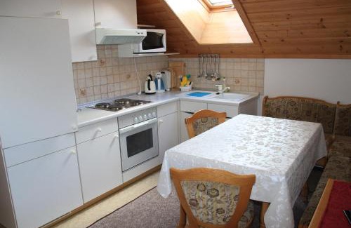 Mariapfarr Apartment | Family-Friendly Escapes at Schröckerhof - Rated 9/10!