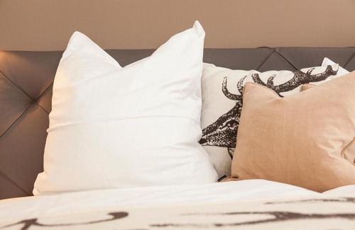 Kurenz Apartment | Welcoming Schroeders Appartementhotel: Rated 9/10, Pet Friendly
