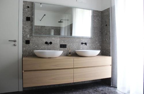 Krumpendorf am Woerther See House | Experience Schubert am Wörthersee with Oceanfront Views