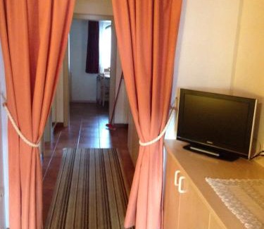 Valdaora di Sotto Apartment | Pet-Friendly Haven at Schuster Emma with Top Guest Ratings